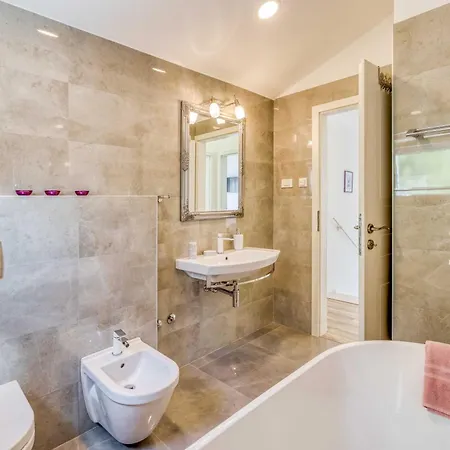 Tatil Evi House Andrea Malinska